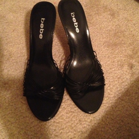 Bebe black heels - Picture 1 of 2