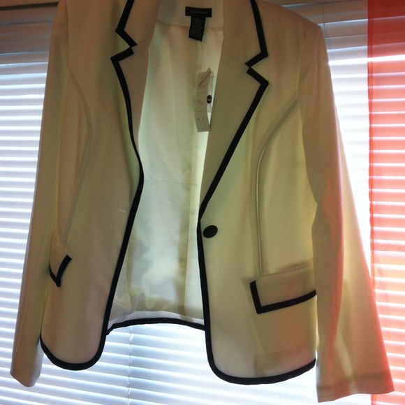 White Blazer w/ Black piping