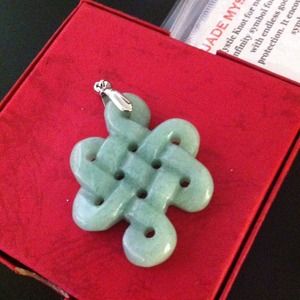 Reserved fir saylan- Brand new. Jade pendant