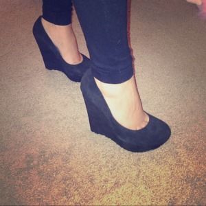 REDUCED!! Black suede wedge shoe.