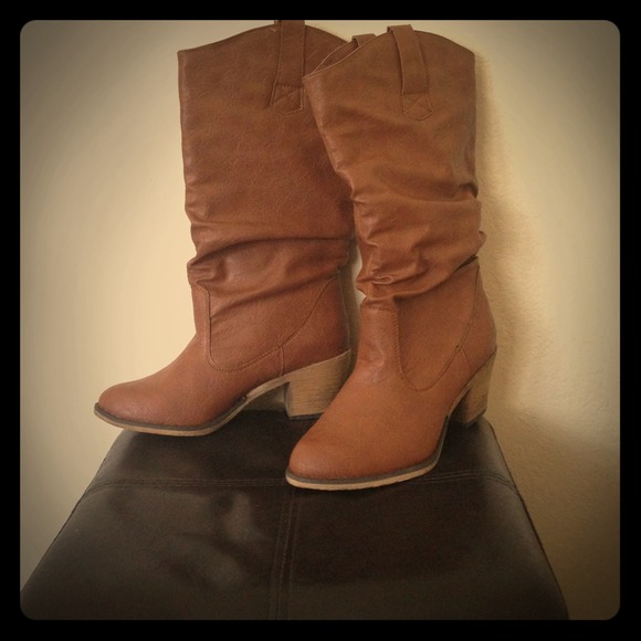 💥ON HOLD💥🔆Brown boots🔆