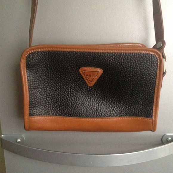 Vintage Guess Purse!!