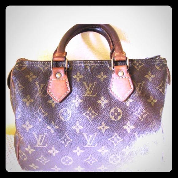 🚫SOLD🚫Authentic Louis Vuitton Speedy 25
