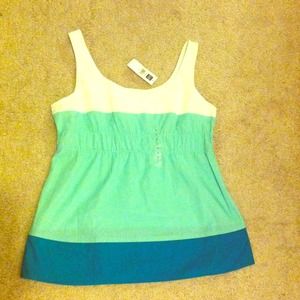 Gap medium sleeveless empire shirt