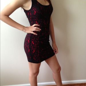 Reserved🎯Adorable red with black lace dress
