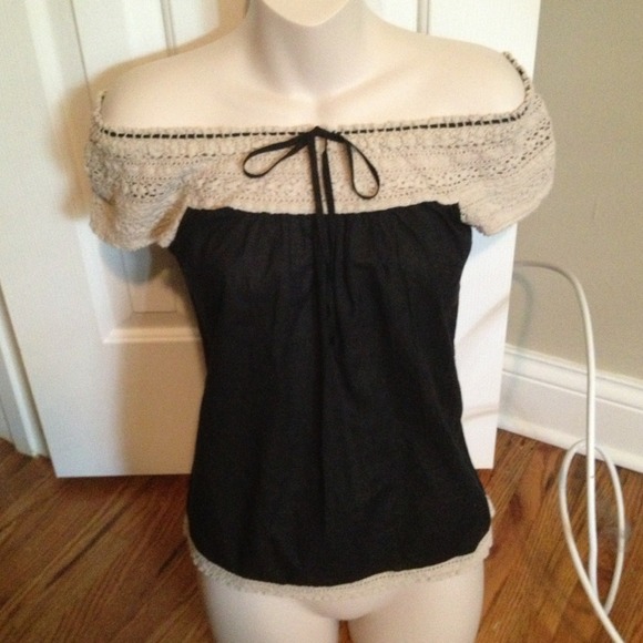 Sold Lucky Brand cotton top XS