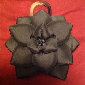 Lotus purse