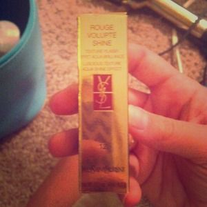 ⚡Flash sale⚡#12 Rouge Volupte Shine Coral