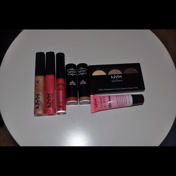 🔴SOLD🔴NYX bundle - Picture 1 of 1