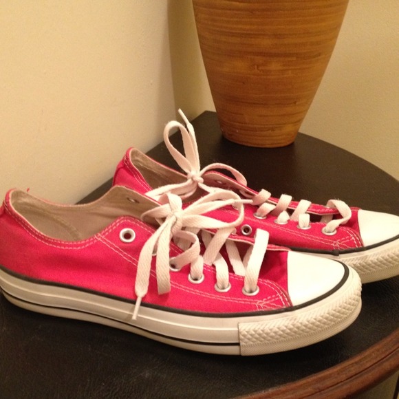 SOLDRed converse shoes