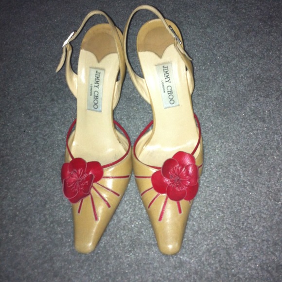 Jummy Choo size 38. Lower price from $175