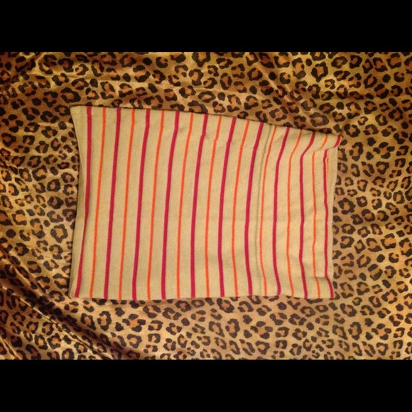 Cute stretchy skirt - Picture 1 of 1