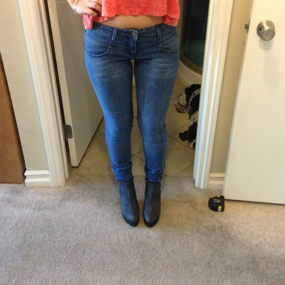❌Sold❌Cute low rise skinny jeans