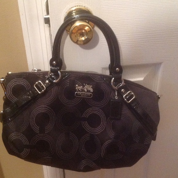 Authentic coach handbag-reserved