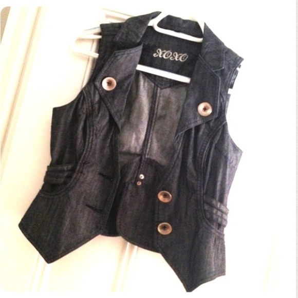 ⛔Bundled⛔Denim vest💙 - Picture 3 of 3