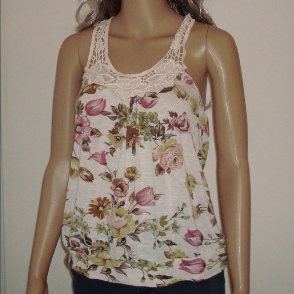 Floral pattern lace racerback