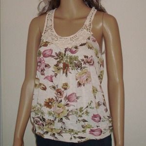 Floral pattern lace racerback
