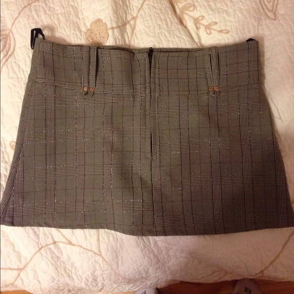 Plaid mini skirt - Picture 2 of 3