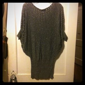 ✨✨TUNIC  !! Great w/leggings off the shoulder !!!