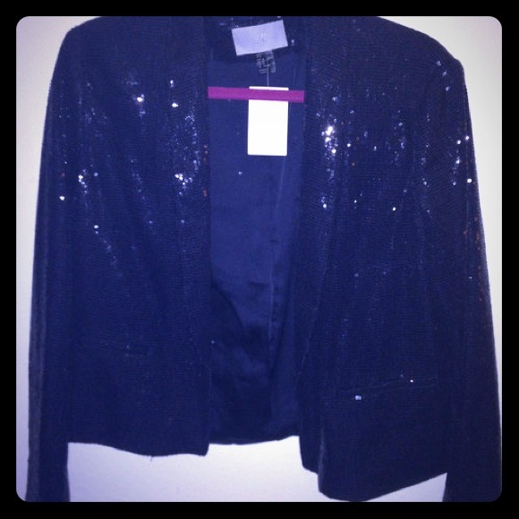 **Sold** Sequined tuxedo blazer