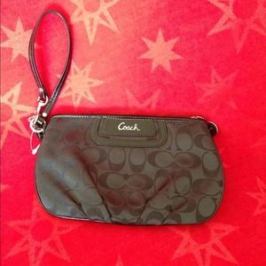 **Reduced**   Coach Clutch Purse