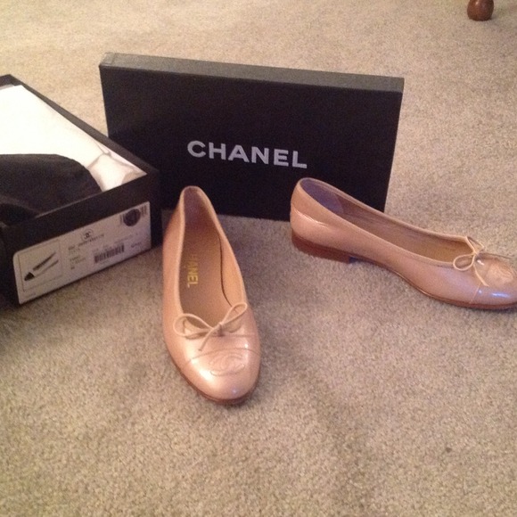 🔸SOLD!🔸Authentic CHANEL ballet flats in beige