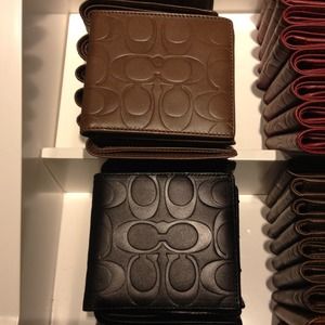 Men's Wallet (PayPal $75) Each