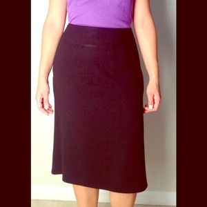 *Reduced!*. BR Black hi/lo tulip skirt