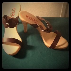 Michael Kors high heel shoes ladies size 10 NEW