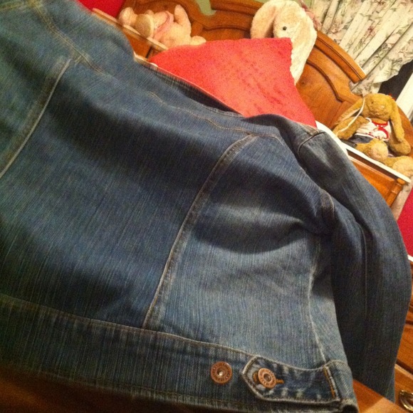 Jean jacket - Picture 3 of 5