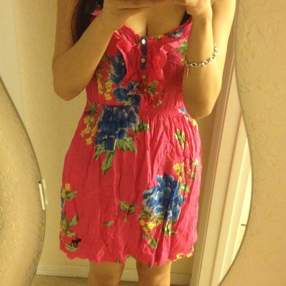 🎉🌺💯👍👏Authentic Abercrombie&Fitch dress🎉