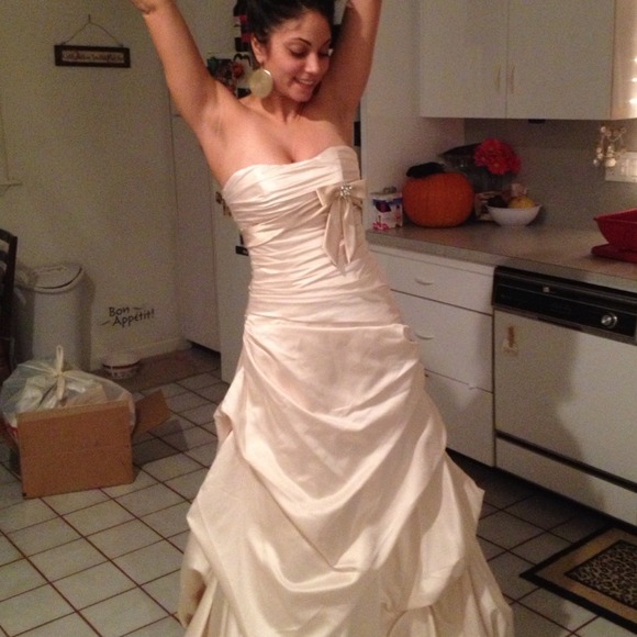 💥REDUCED💥Maggie Sottero Dallas Marie Wedding - Picture 3 of 4