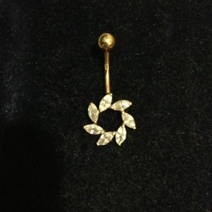 ✨Reduced✨14k gold belly ring