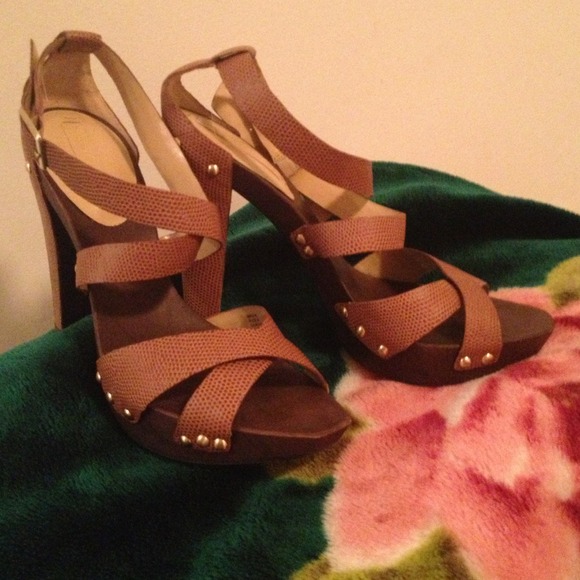 Bcbg shoes never worn without tags