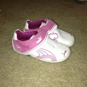 Pre-owned Puma shoes for girls