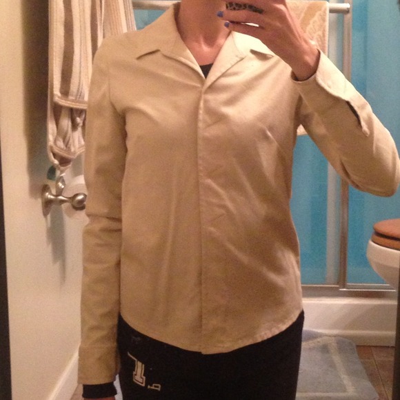 Banana Republic Stretch Top - Picture 3 of 4