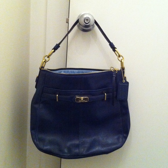 Coach navy blue shoulder bag