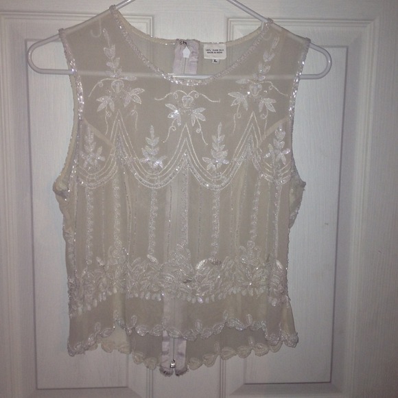 Large,, 100% sure silk sequins crop top.
