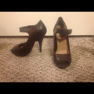 Chocolate brown heels
