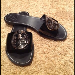 Tory burch flats size 8
