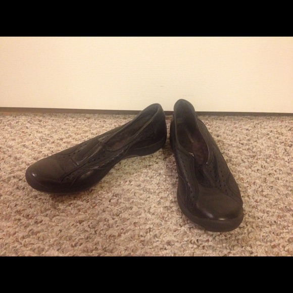 Hush Puppies flats