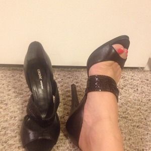 DKNY dressy black heels