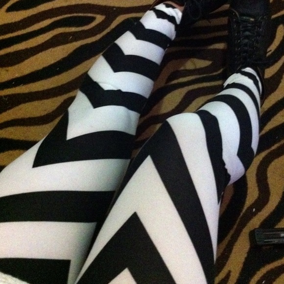 Traded. New chevron leggings