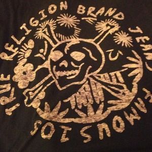 🚫SOLD🚫TRUE RELIGION shirt