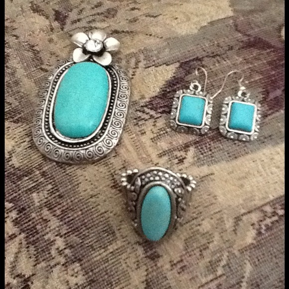 other Accessories - Real turquoise necklace pendant,earring and a ring