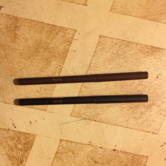 2 Tarte cashmere waterproof liners for @punkinboo