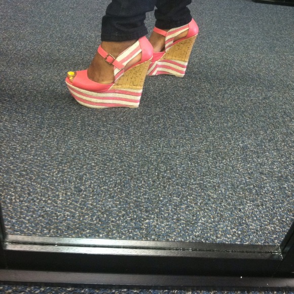 Coral wedges