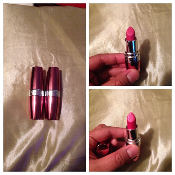 ❎Sold in bundle❎💄Avon lipstick💄