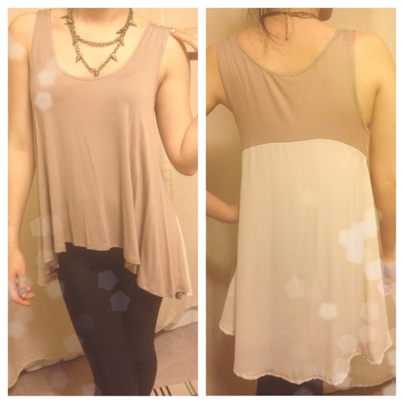 🎉Host Pick!🎉Mocha Hi-Low Chiffon Top
