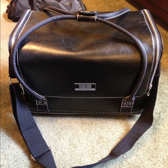 Sacha Make-up Kit (roller traveling case included) - Picture 4 of 4